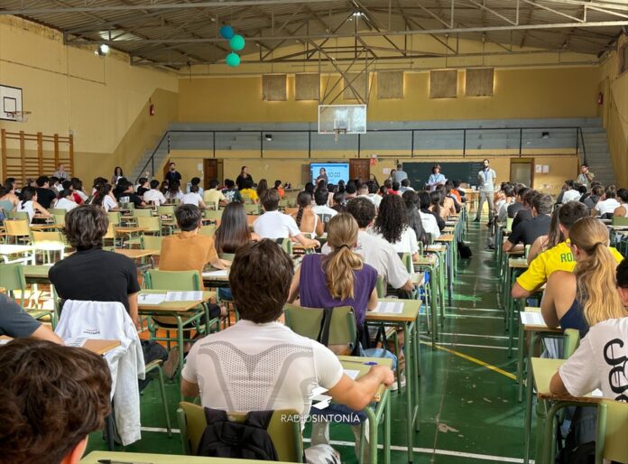 Estudiantes en Fuerteventura,archivo-Radio Sintonía